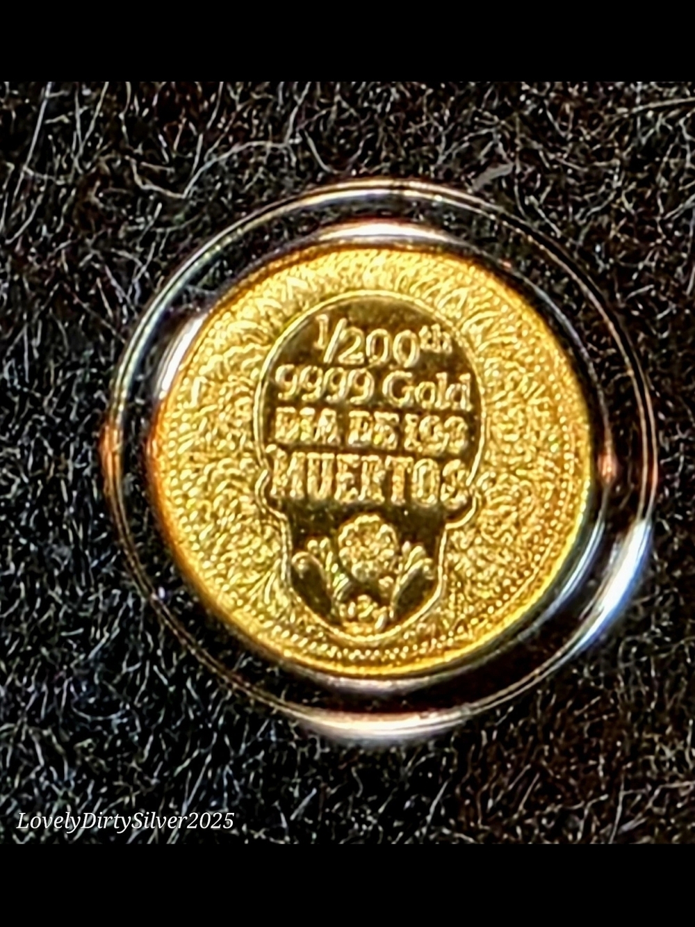 1/200 oz Gold Round Monarch Day of the Dead Rose Skull in Capsule .9999 Fine